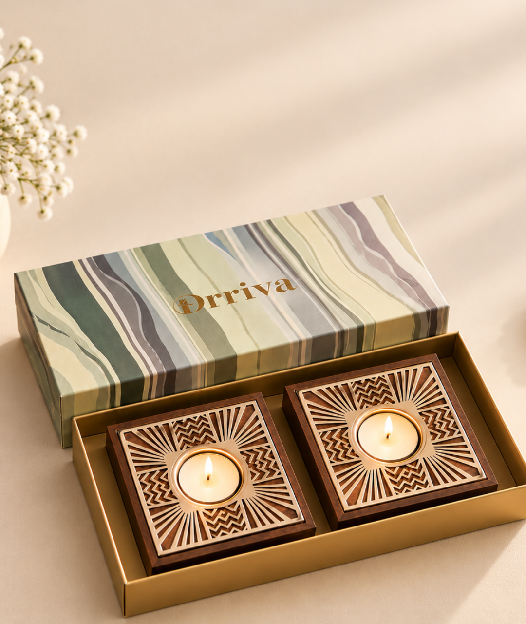 Kiara T-Light Holders — Silver