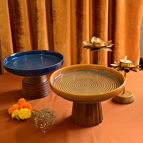 Cerra Wood Cake Stand
