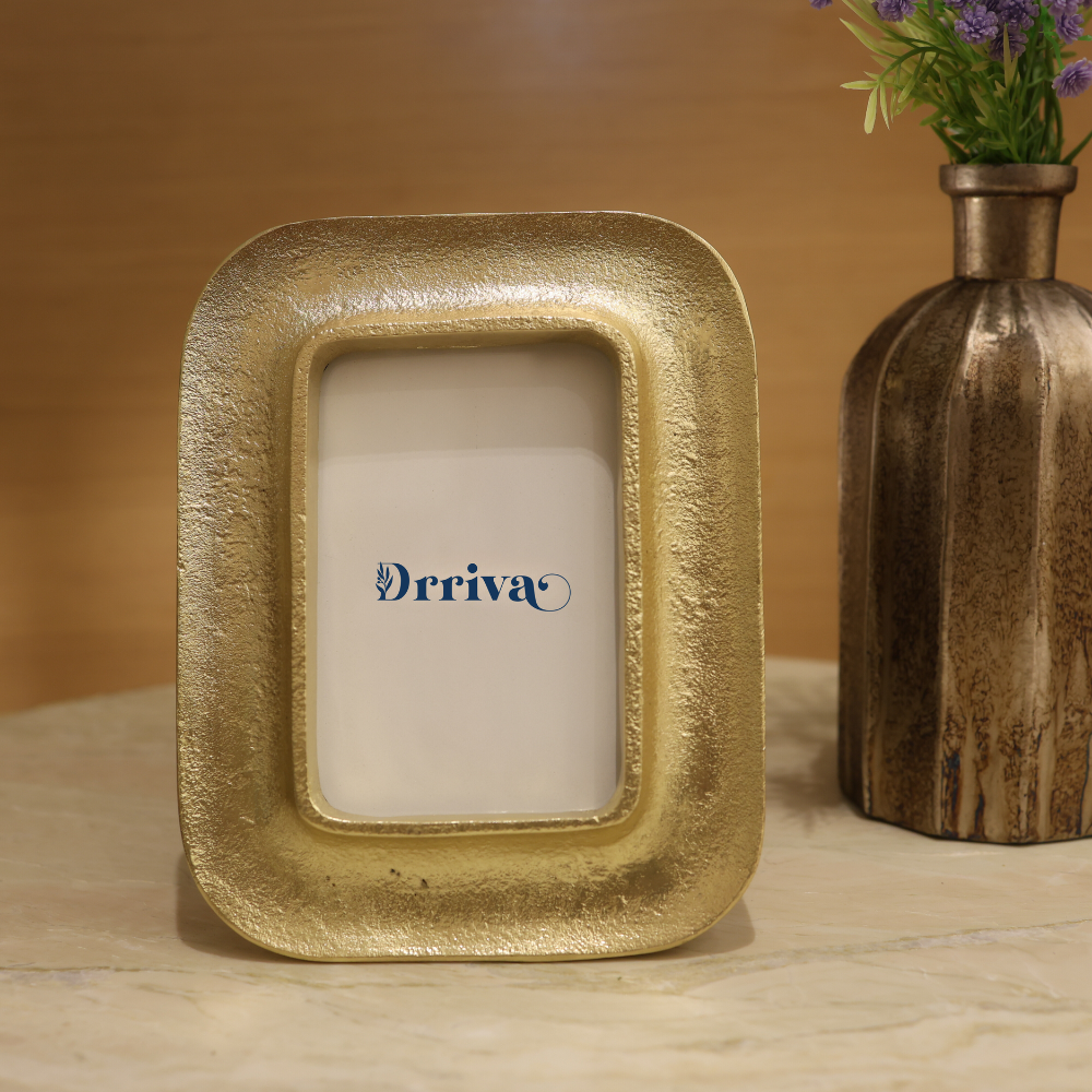 Enclosure Photo Frame
