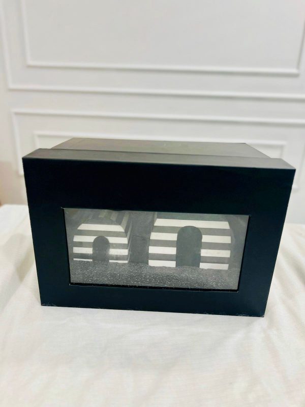 Monochrome Candle Stand – Set of 2